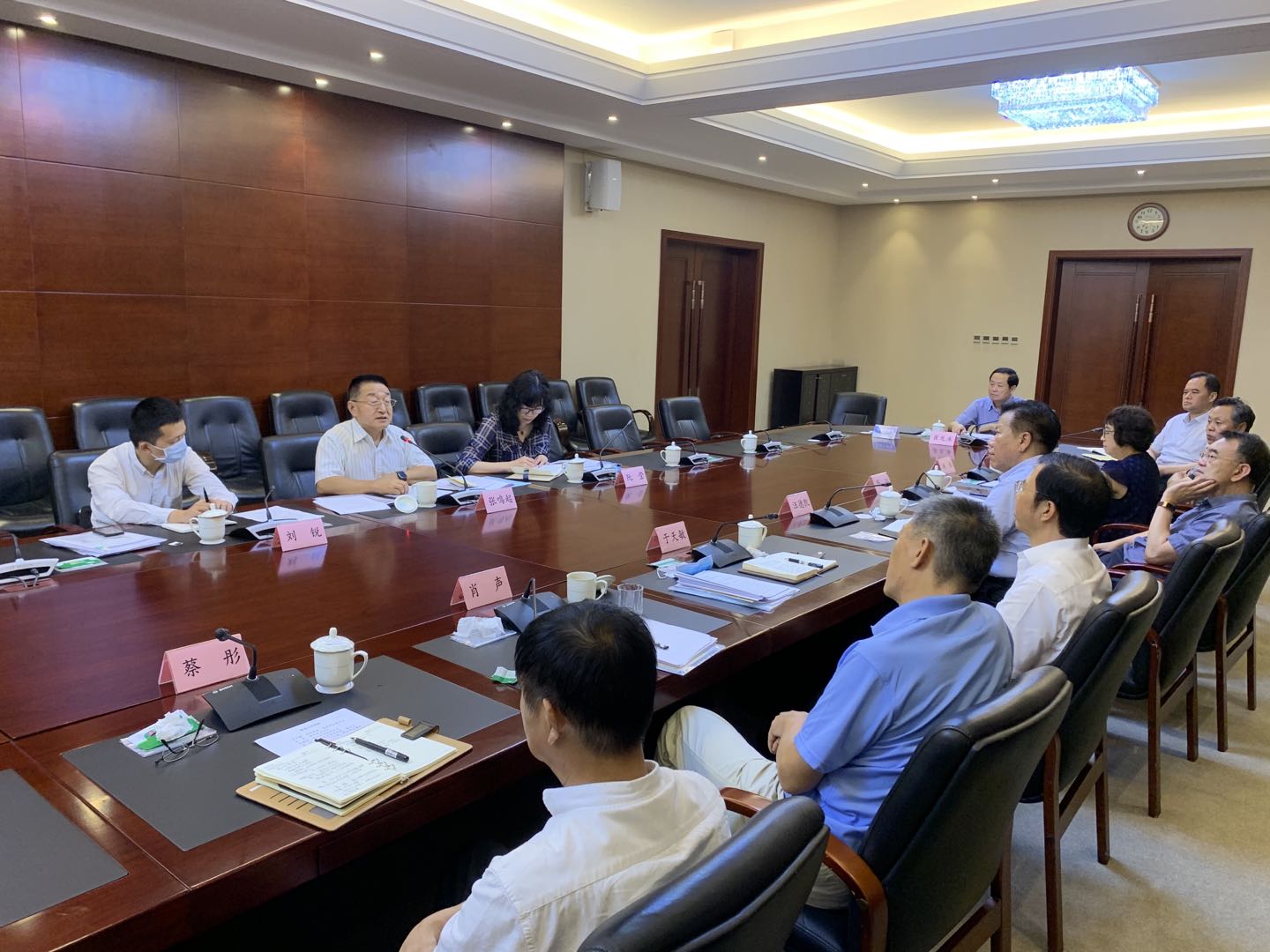 clip_image005.jpg clip_image005.jpg